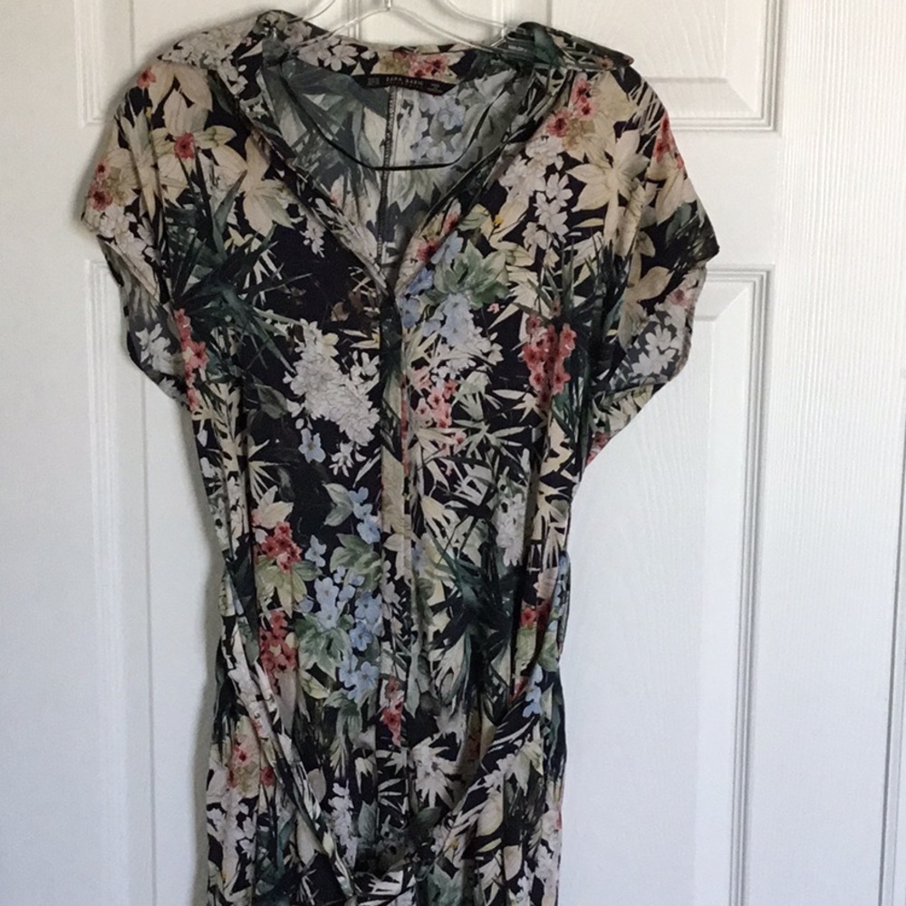 SARA BASIC Collection - Picture 2 of 4